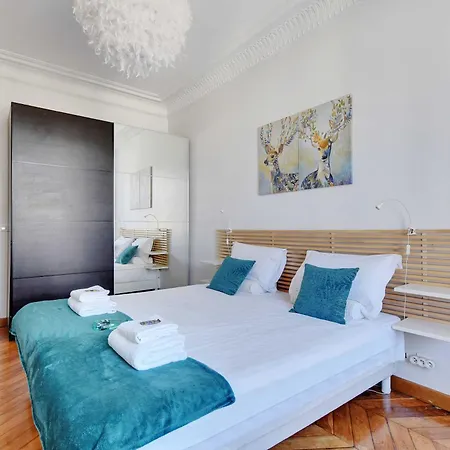 Apartment Modern - 2bd 4p - Louvre Marais Paris