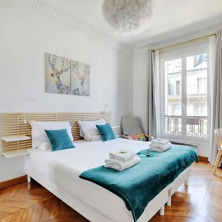 Apartment Modern - 2bd 4p - Louvre Marais Paris